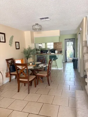 $2,100 | 6710 121st Avenue, Unit 1, Largo, FL 33773