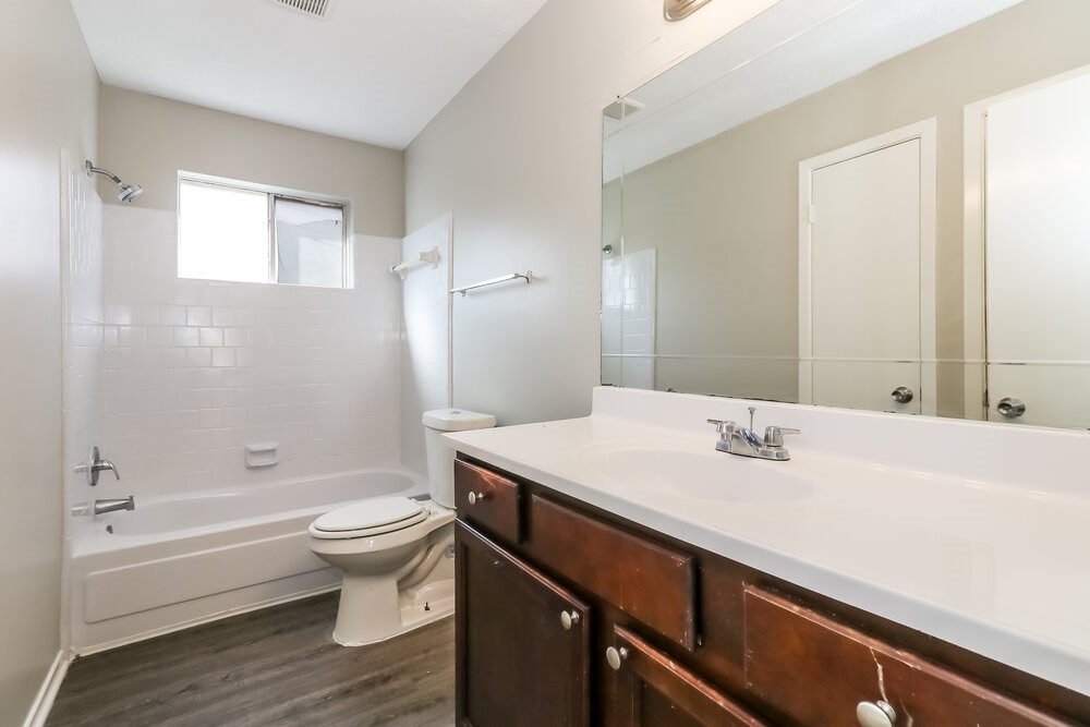 3446 Hombly Road Houston, TX 77066 - Photo 15 of 16