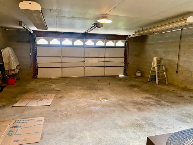 $3,300 | 4820 South Old State Road 37, Bloomington, IN 47401