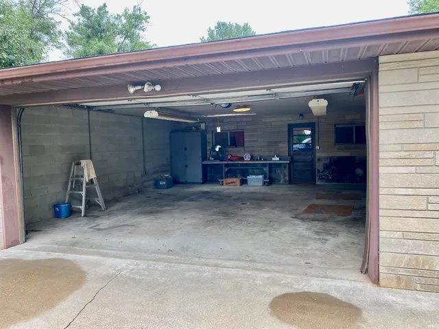 $3,300 | 4820 South Old State Road 37, Bloomington, IN 47401