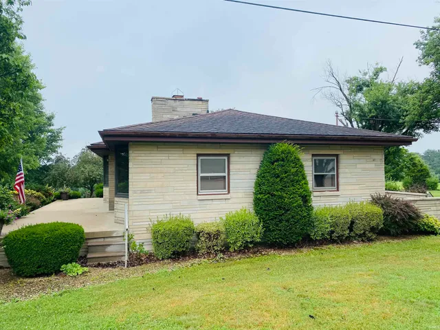 $3,300 | 4820 South Old State Road 37, Bloomington, IN 47401