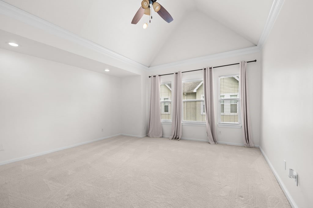 1128 West 26th Street Houston, TX 77008 - Photo 29 of 48 Primary bedroom-3rd. Floor