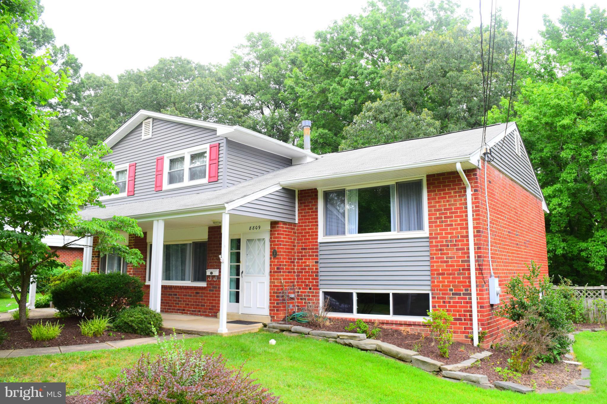8809 Battery Road Alexandria, VA 22308 - Photo 1 of 27 Exterior (Front)