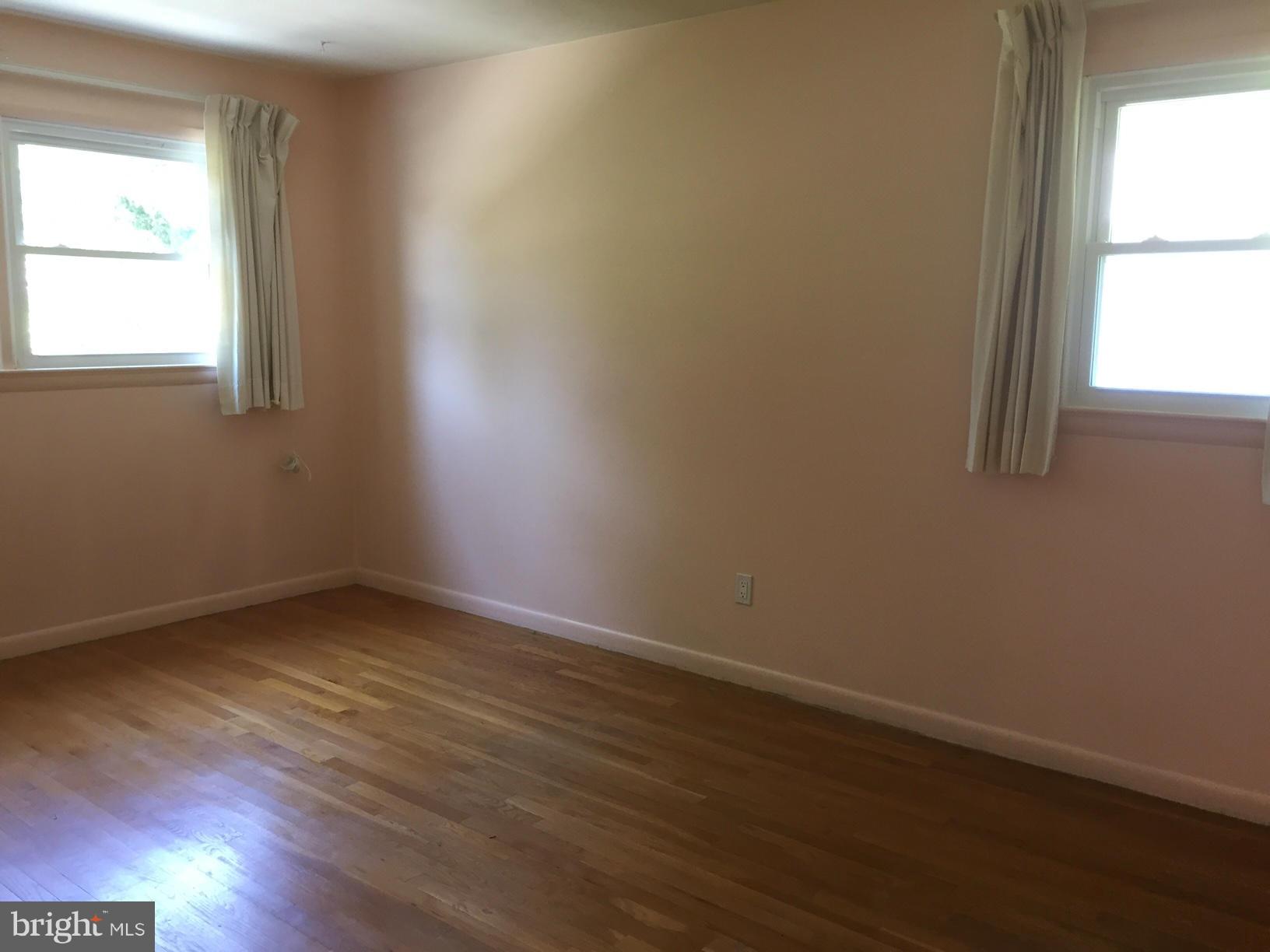 8809 Battery Road Alexandria, VA 22308 - Photo 23 of 27 Bedroom 2