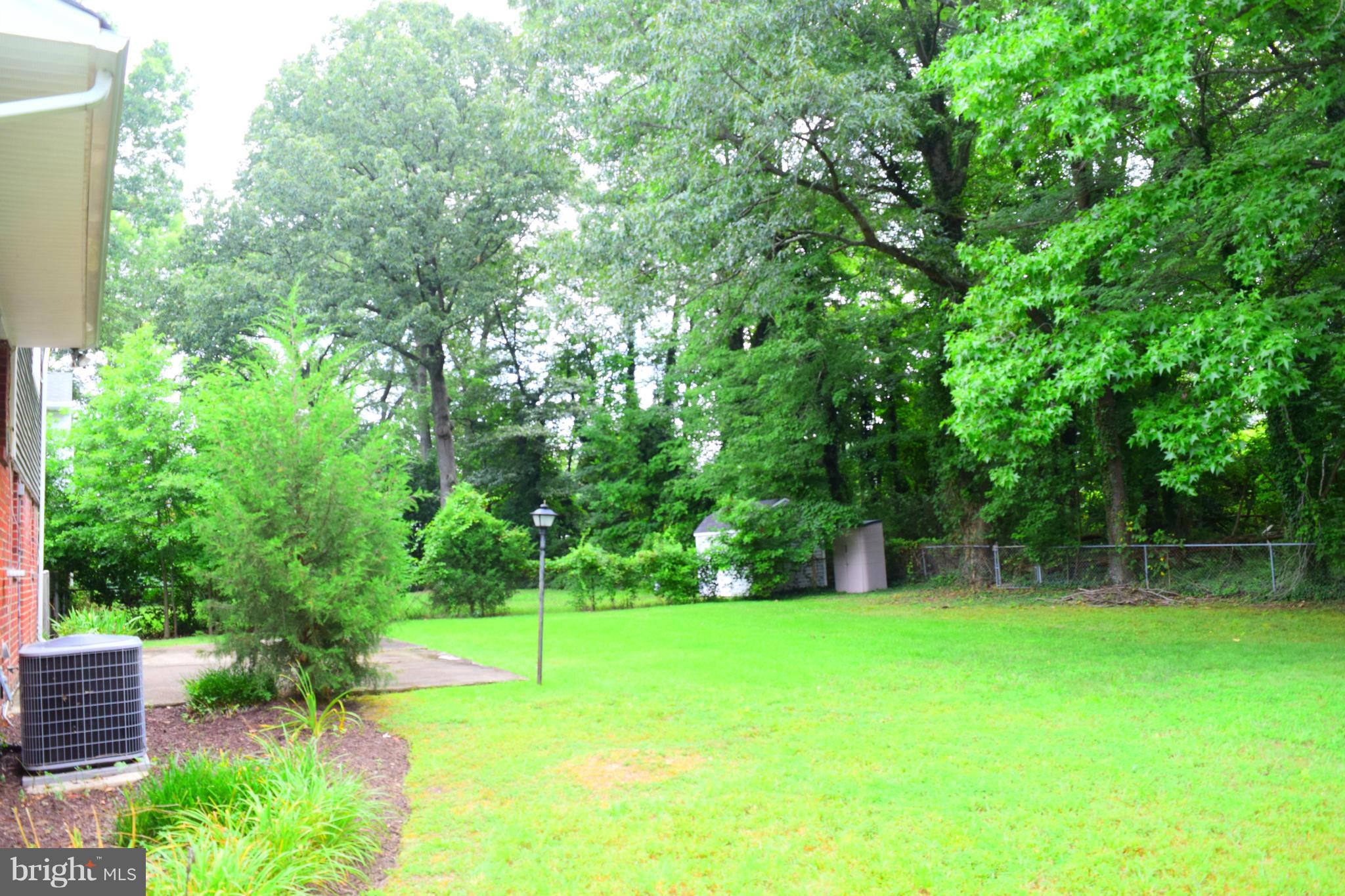 8809 Battery Road Alexandria, VA 22308 - Photo 8 of 27 Exterior (Rear)