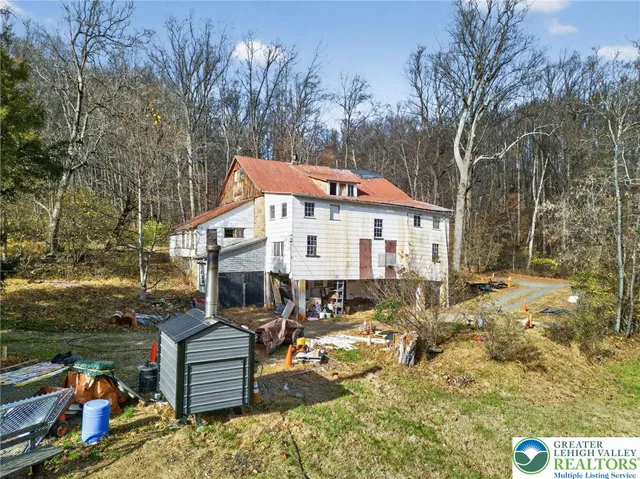 a view of steet corner