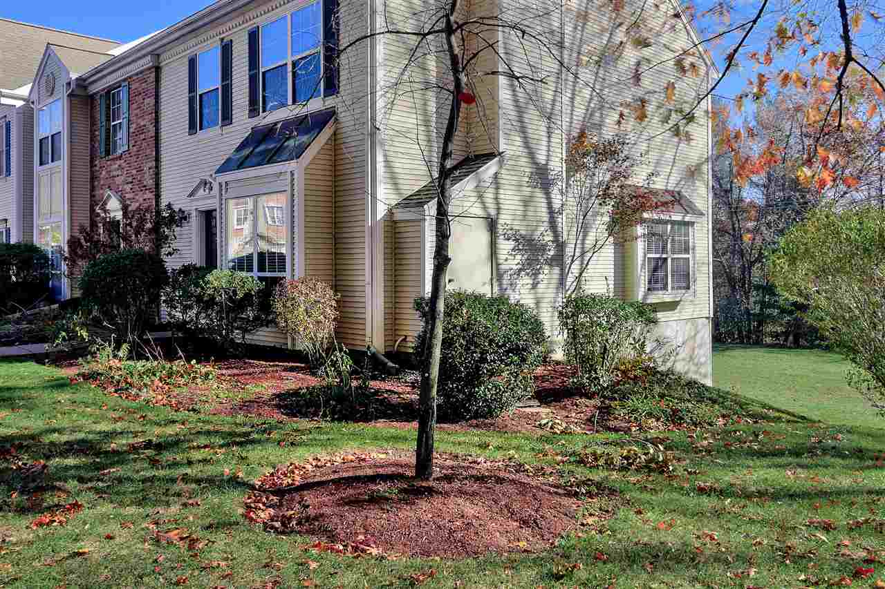 45 Middlesex Road Merrimack, NH 03054 - Photo 3 of 34