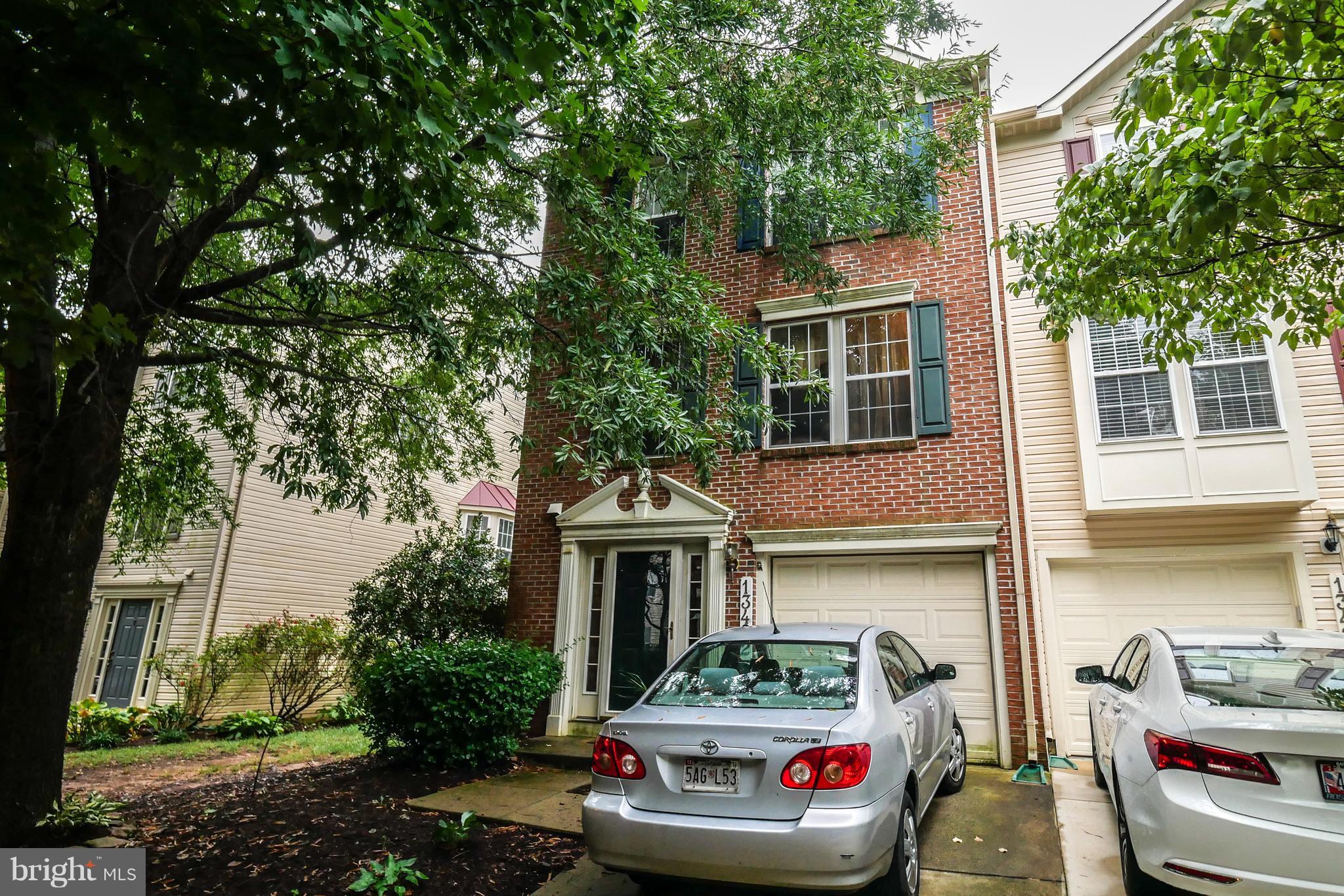 13422 Rising Sun Lane Germantown, MD 20874 - Photo 1 of 26 Exterior (Front)