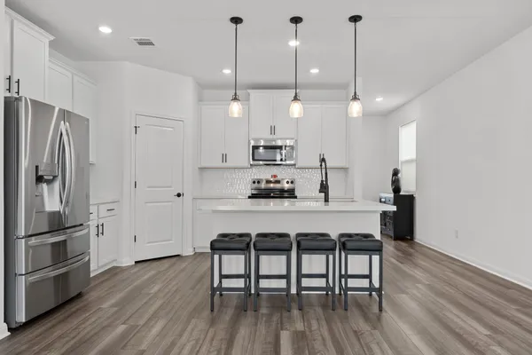 $1,995 | 126 Unakite Trail, Liberty Hill, TX 78642