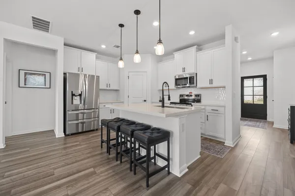 $1,995 | 126 Unakite Trail, Liberty Hill, TX 78642