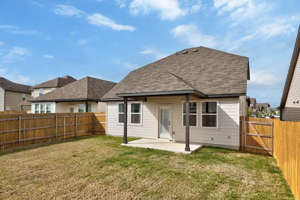 $1,995 | 126 Unakite Trail, Liberty Hill, TX 78642