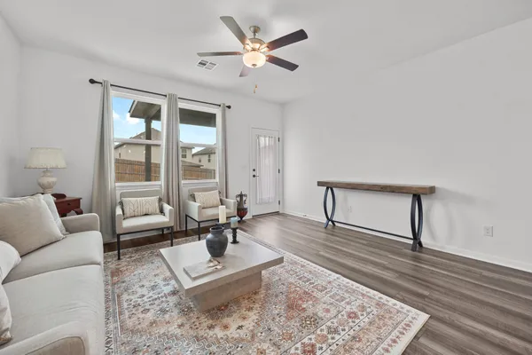 $1,995 | 126 Unakite Trail, Liberty Hill, TX 78642