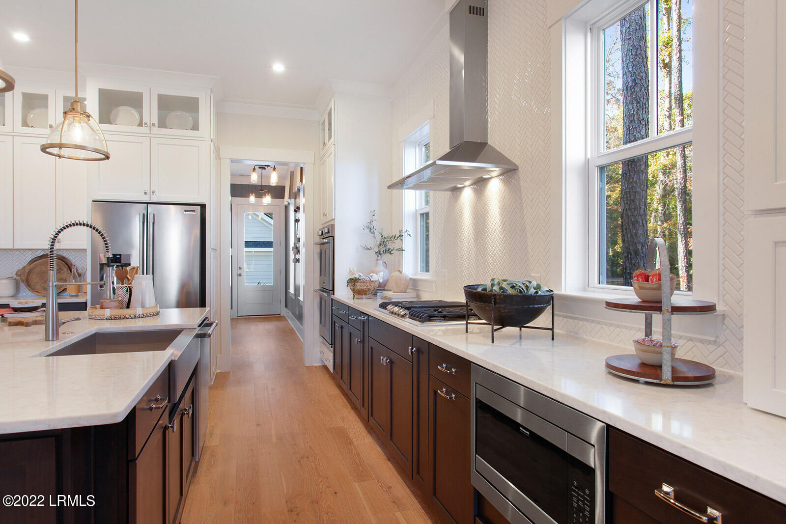 4 Buttonwood Lane Bluffton, SC 29909 - Photo 4 of 41 013_1600x1067_mls_1600x1067