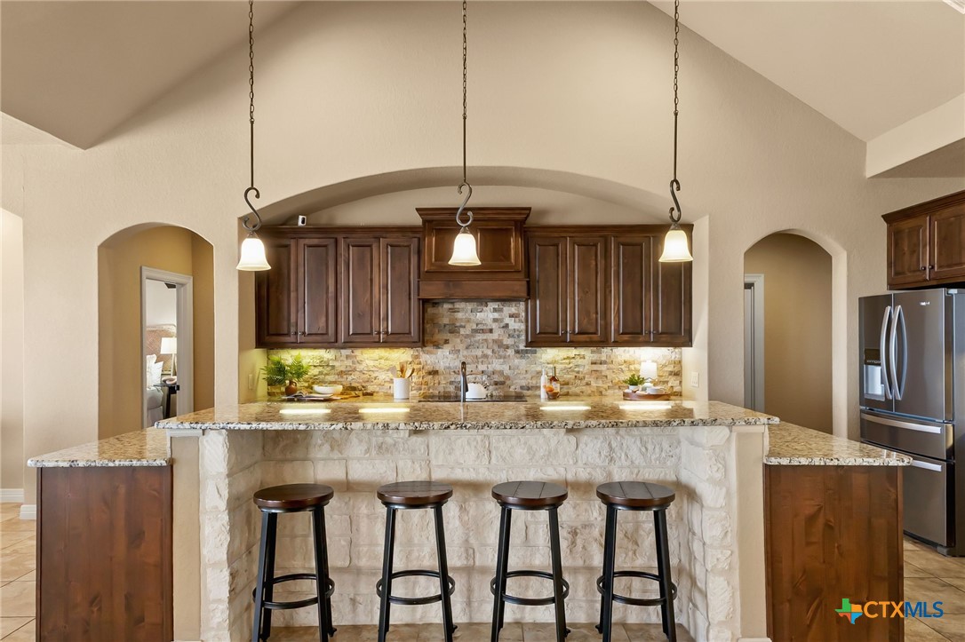 4612 Prairie Summit Seguin, TX 78155 - Photo 3 of 31 Kitchen