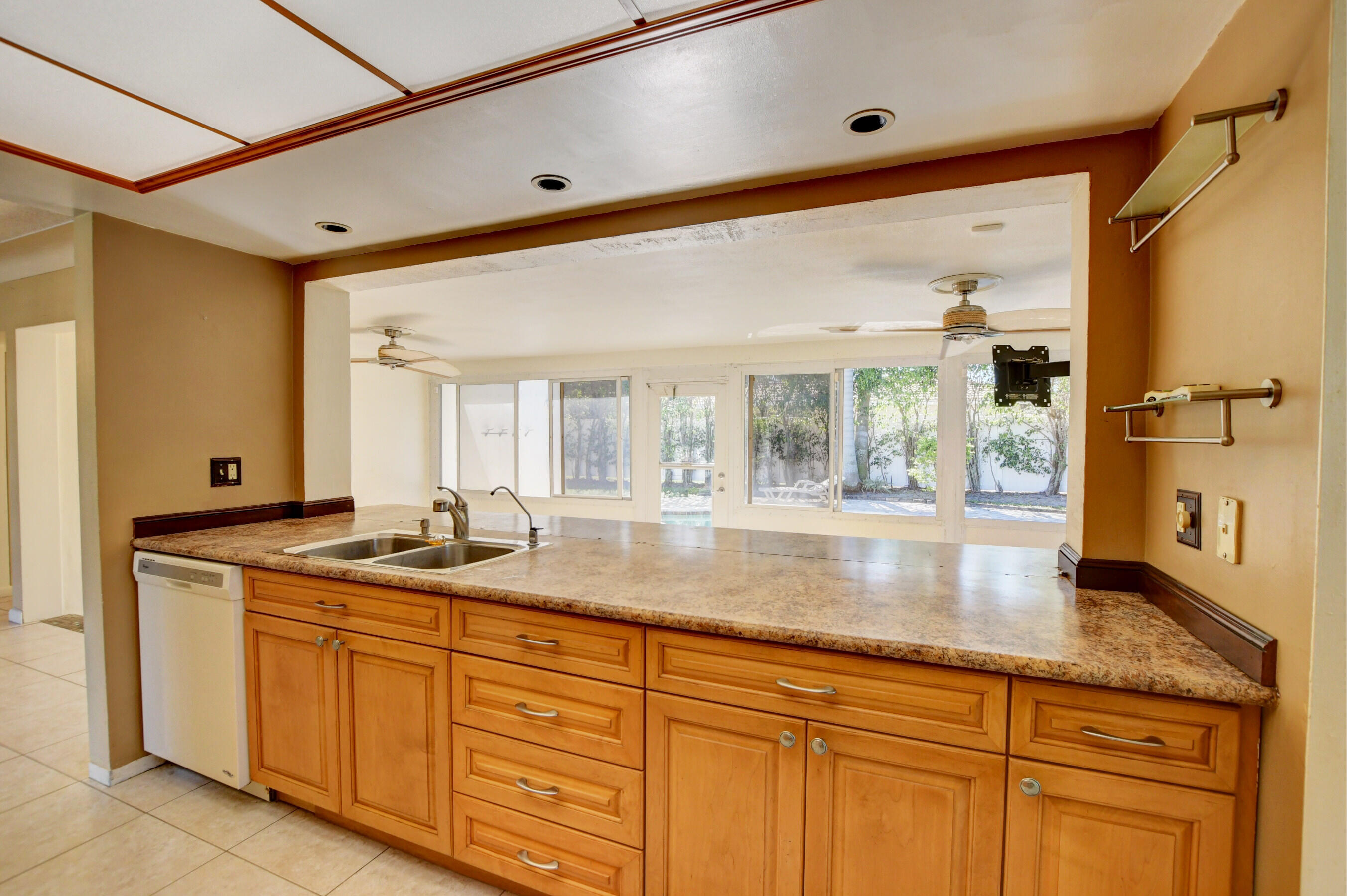 1148 Southwest 11th Street Boca Raton, FL 33486 - Photo 11 of 35 27_ebf_5905and4more
