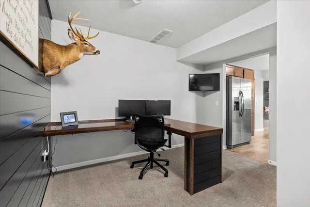 $390,900 | 17600 Peach Ridge Avenue Northwest, Kent City, MI 49330