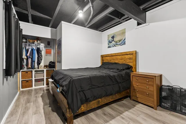 $390,900 | 17600 Peach Ridge Avenue Northwest, Kent City, MI 49330