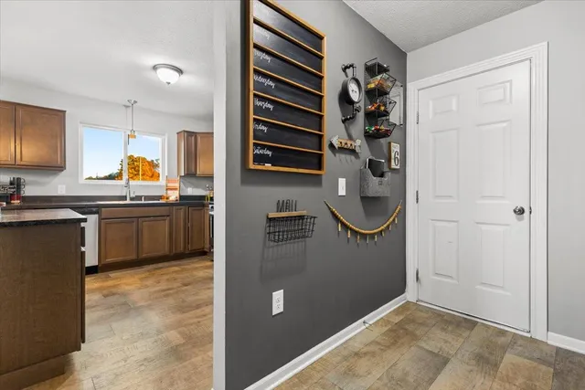 $390,900 | 17600 Peach Ridge Avenue Northwest, Kent City, MI 49330