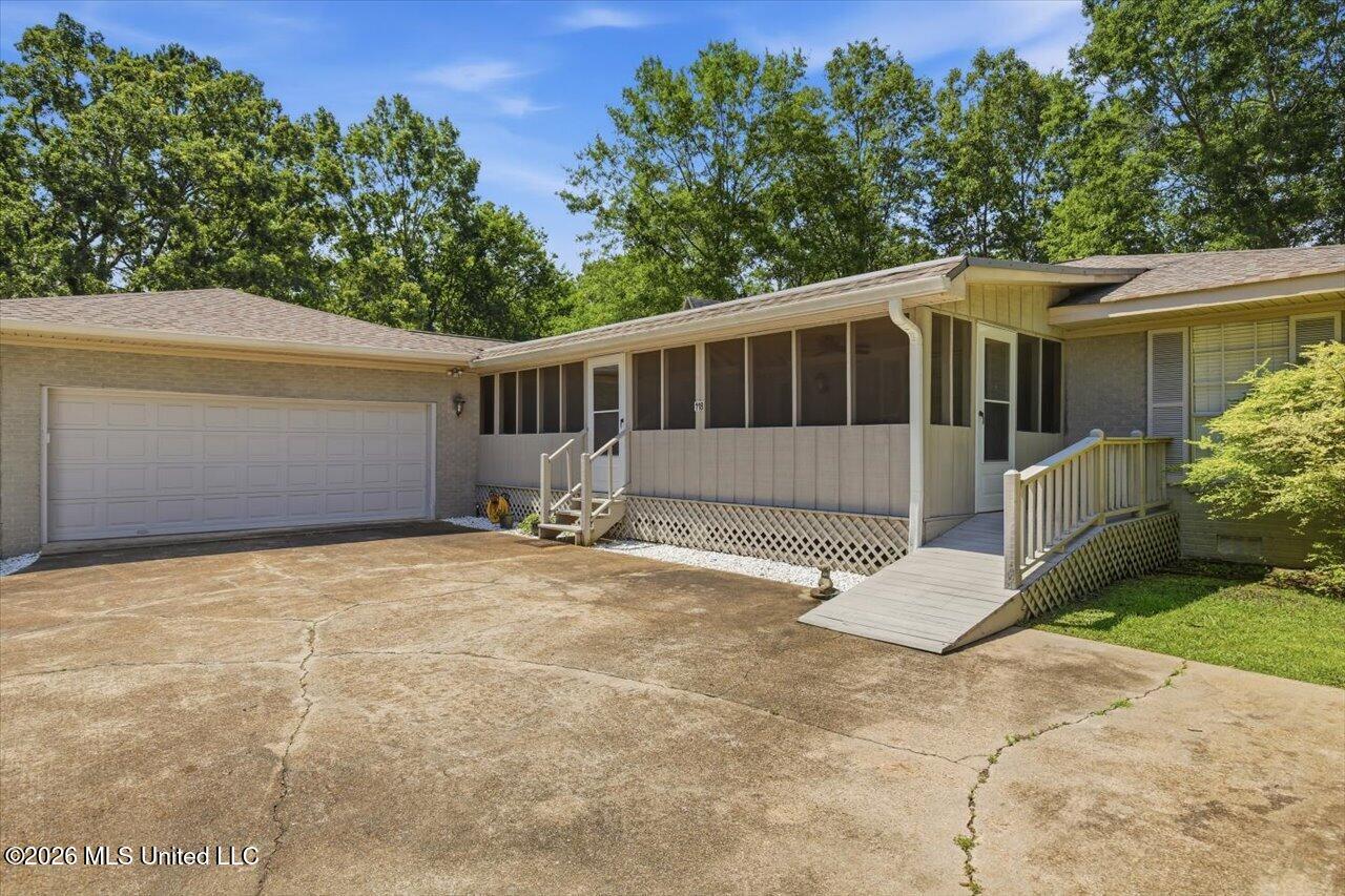 118 Pine Ridge Road Florence, MS 39073 - Photo 4 of 38 04-118 Pine Ridge Rd _ Hometoursms.com