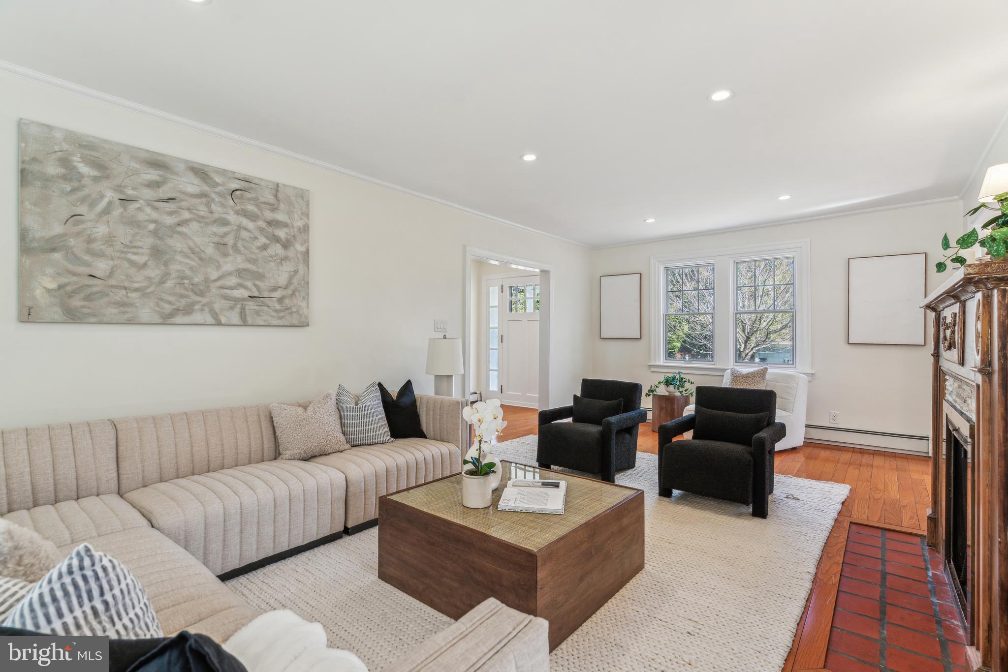 436 Penn Valley Road Penn Valley, PA 19072 - Photo 7 of 64 Living room