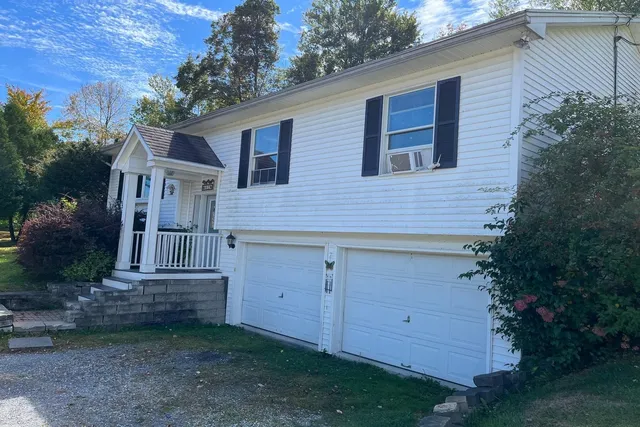 $355,000 | 42 Stoneridge Drive, Rutland, VT 05701