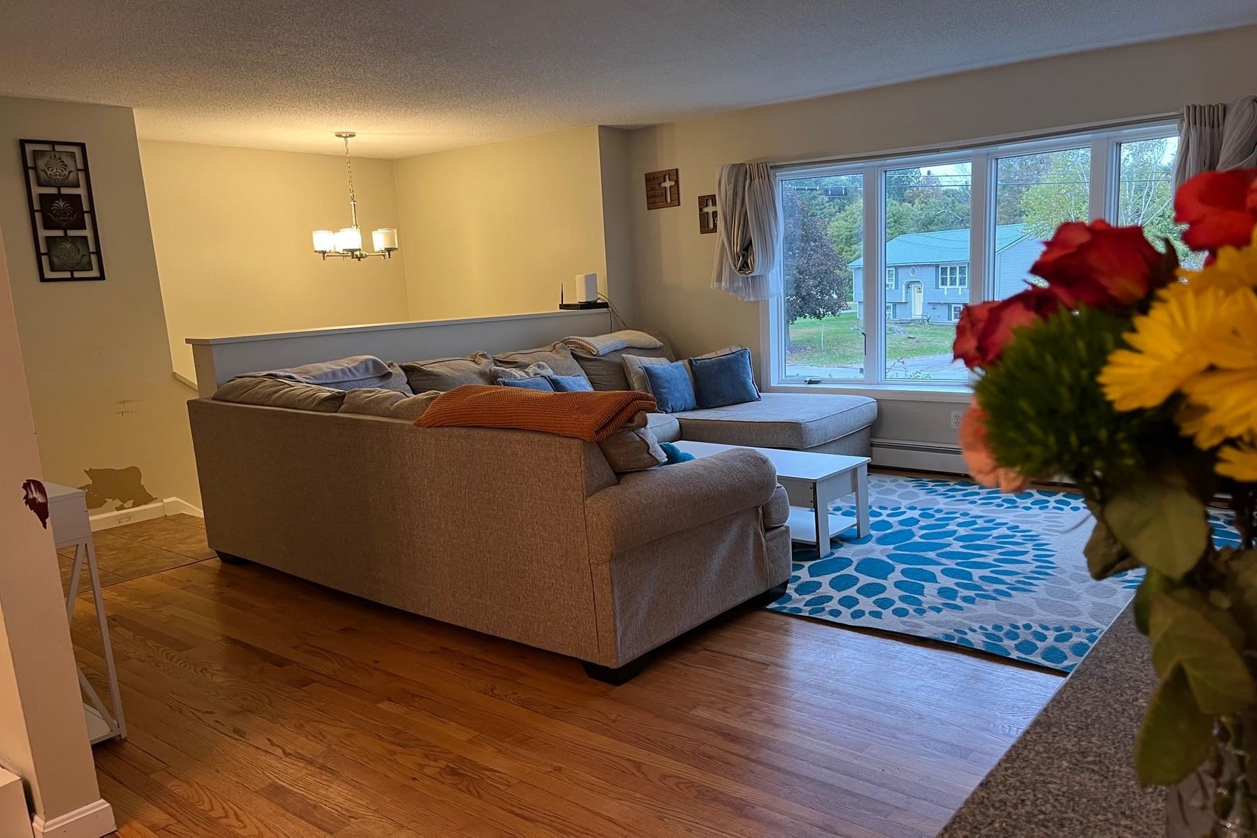 42 Stoneridge Drive Rutland, VT 05701 - Photo 8 of 28