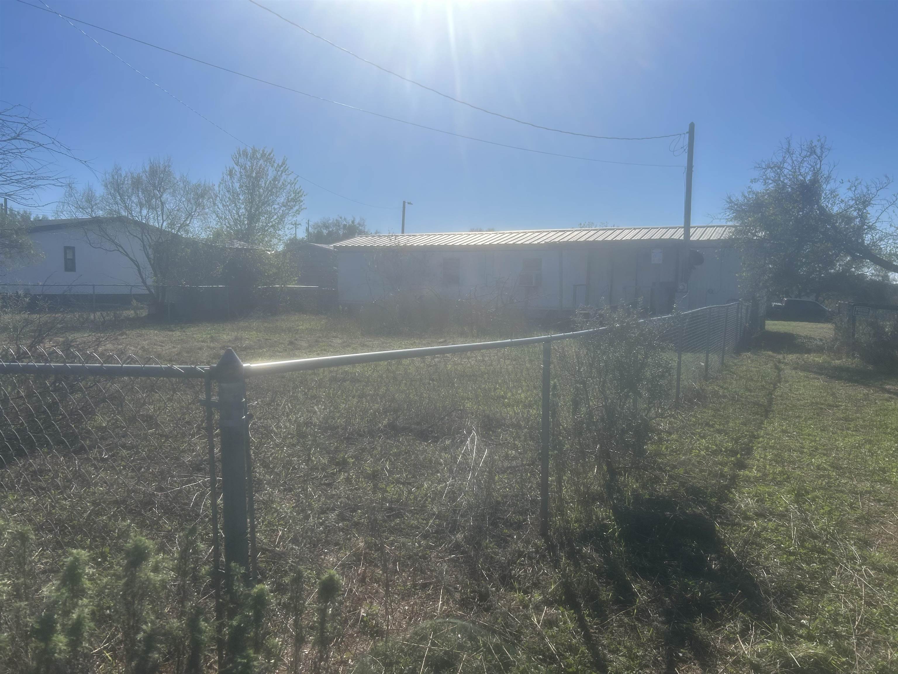 809 West Llano Street Llano, TX 78643 - Photo 7 of 12 a view of a dry yard