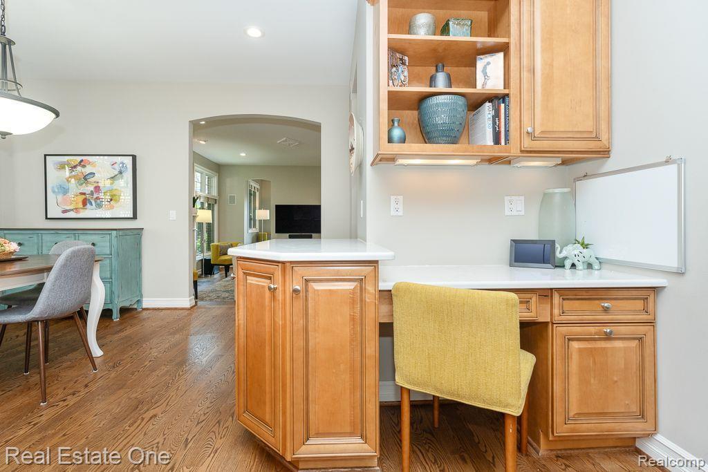 1004 1st Street Rochester, MI 48307 - Photo 11 of 34