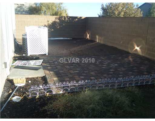 8926 Rutherford Grove Street Las Vegas, NV 89148 - Photo 11 of 11 Yard/Garden.