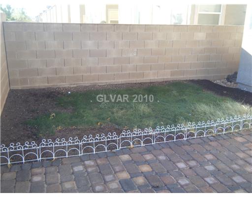 8926 Rutherford Grove Street Las Vegas, NV 89148 - Photo 10 of 11 Yard/Garden.