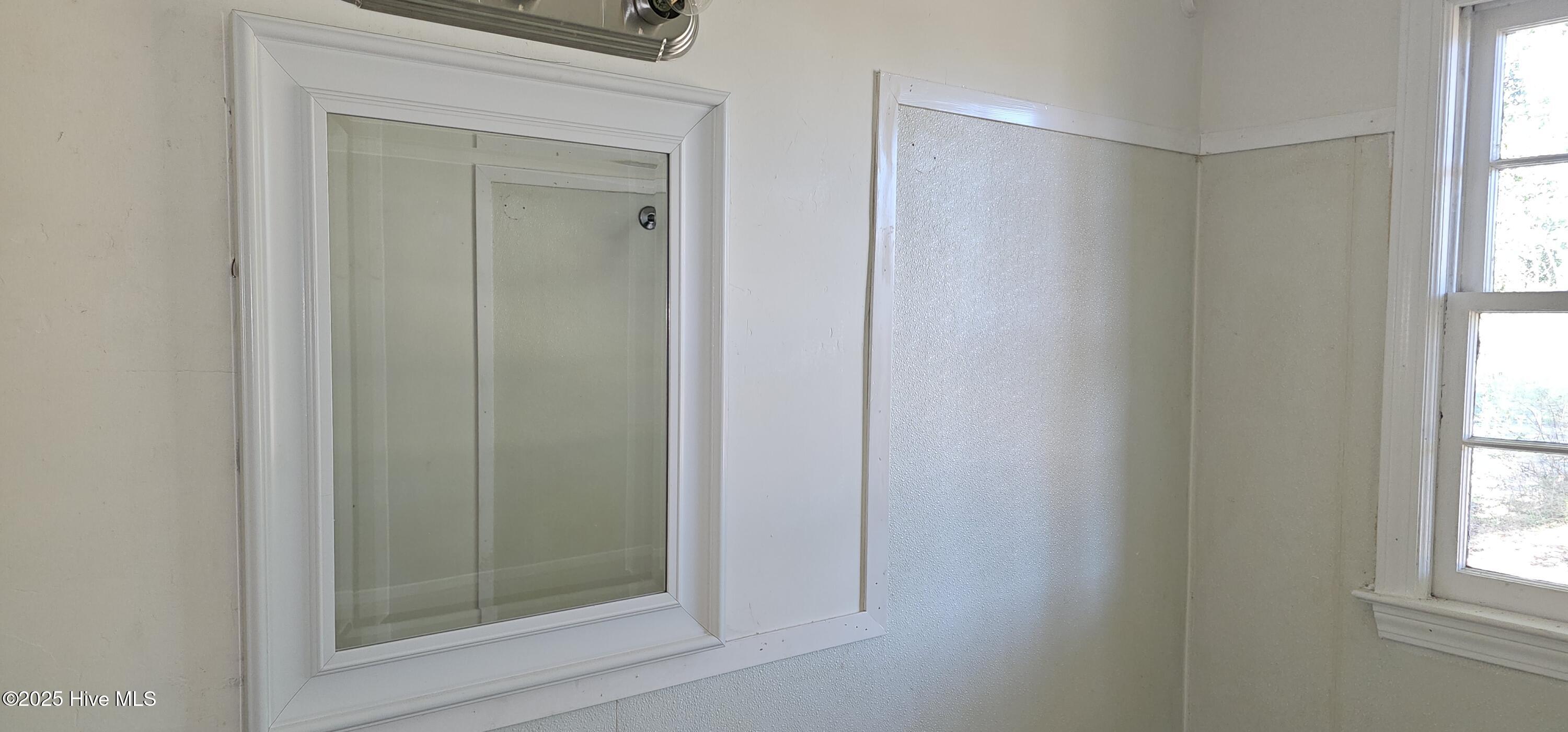 1122 Zion Church Road Conway, NC 27820 - Photo 25 of 32 Bathroom 2