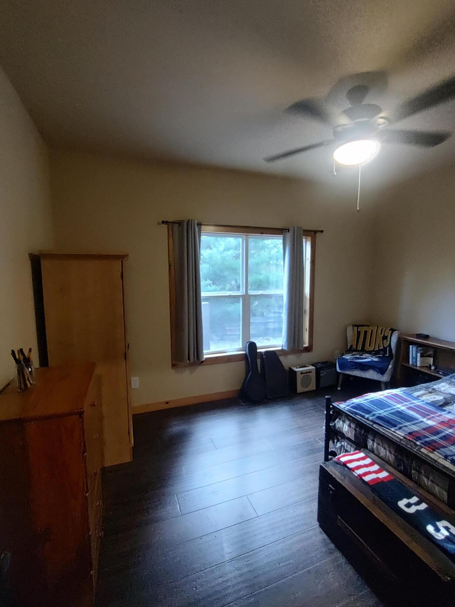 121 Polly Wally Road Ocoee, TN 37361 - Photo 19 of 29 a bedroom with furniture and a window