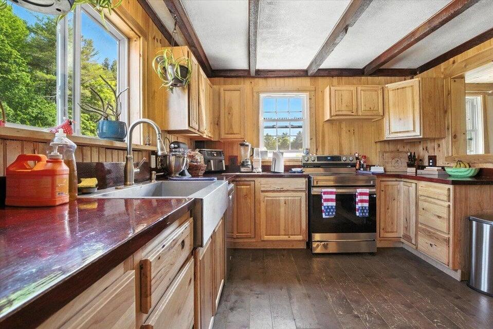 817 Riverside Drive Augusta, ME 04330 - Photo 20 of 54