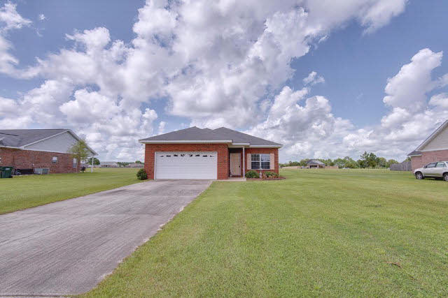 25887 Rambo Lane Elberta, AL 36530 - Photo 2 of 27
