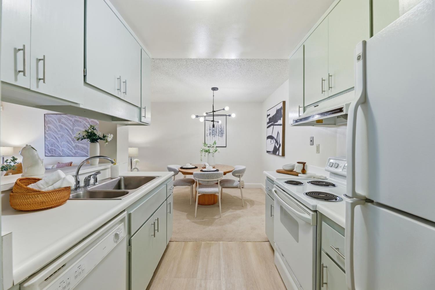 1305 Webster Street, Unit 202 Alameda, CA 94501 - Photo 1 of 18