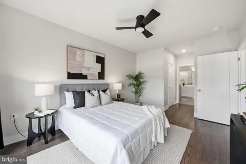 $549,900 | 502 Diamondback Drive, Unit 310, Gaithersburg, MD 20878