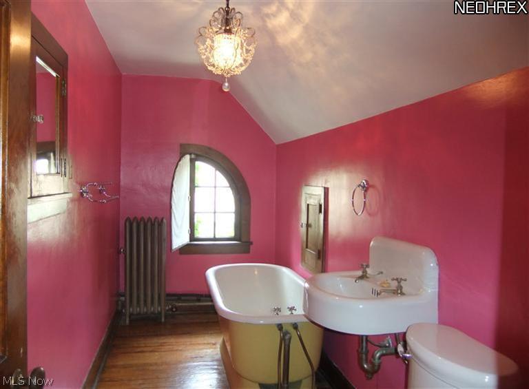 3013 Warrington Road Cleveland, OH 44120 - Photo 16 of 18 Gallery Image 16
