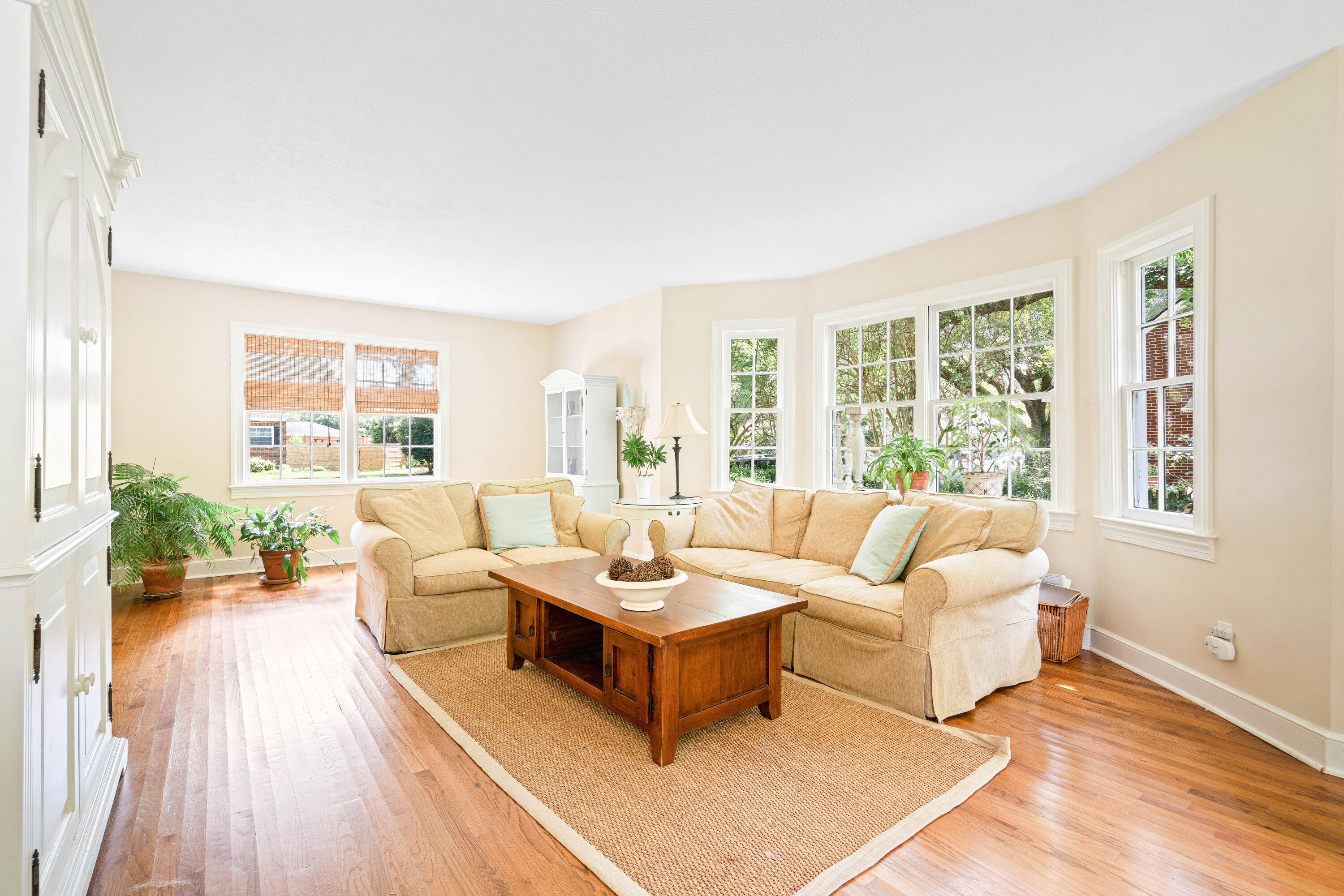 8 Sheridan Road Charleston, SC 29407 - Photo 5 of 30 8SheridanEdits_NickCannPhoto-5