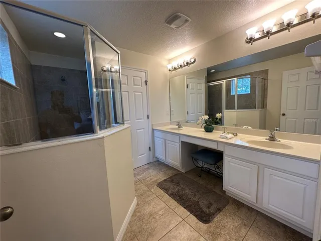 $2,750 | 840 Las Fuentes Drive, Kissimmee, FL 34746