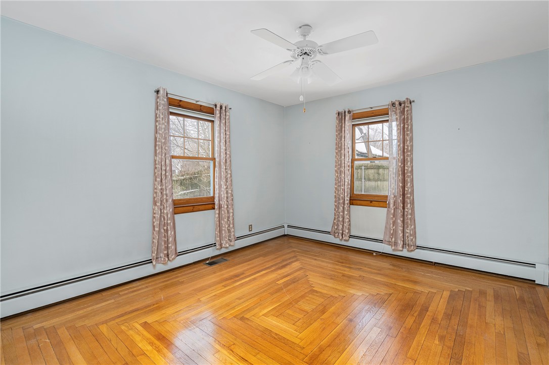 10 Hill Avenue Smithfield, RI 02917 - Photo 12 of 27