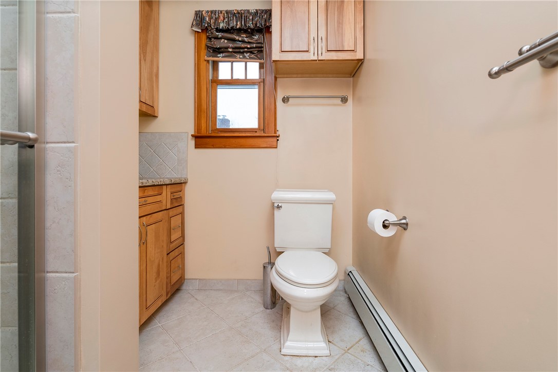 10 Hill Avenue Smithfield, RI 02917 - Photo 14 of 27