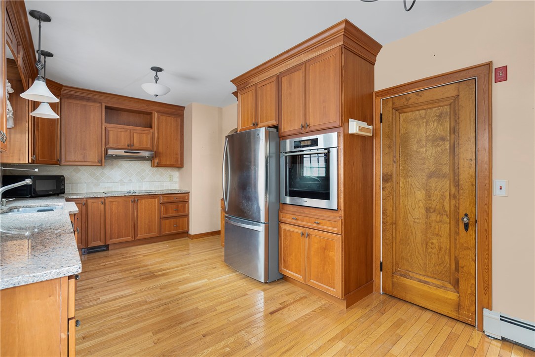 10 Hill Avenue Smithfield, RI 02917 - Photo 22 of 27