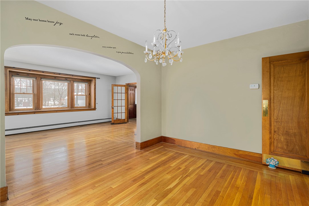 10 Hill Avenue Smithfield, RI 02917 - Photo 7 of 27