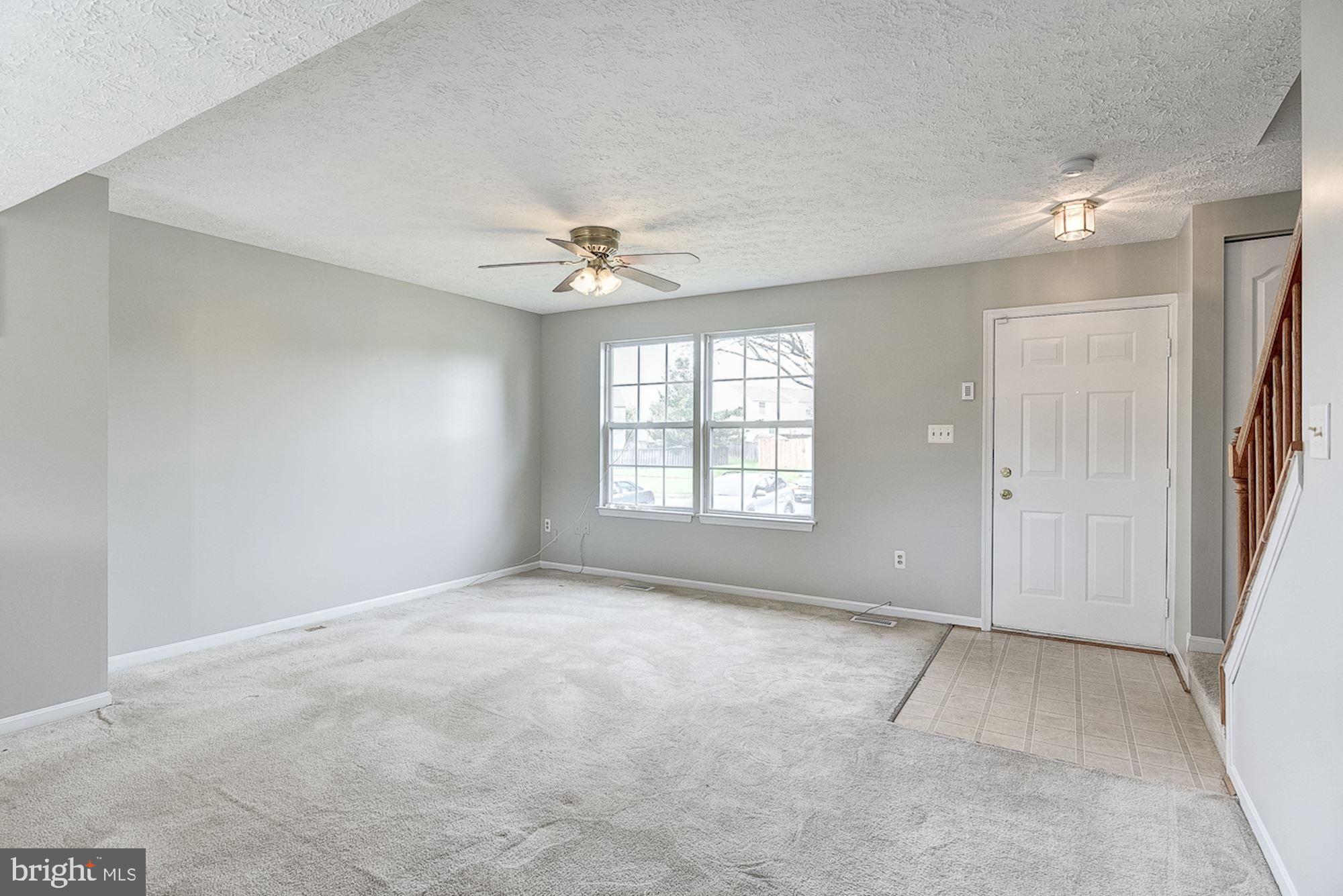 2011 Riding Crop Way Windsor Mill, MD 21244 - Photo 2 of 34 Living Room | Main Entrance