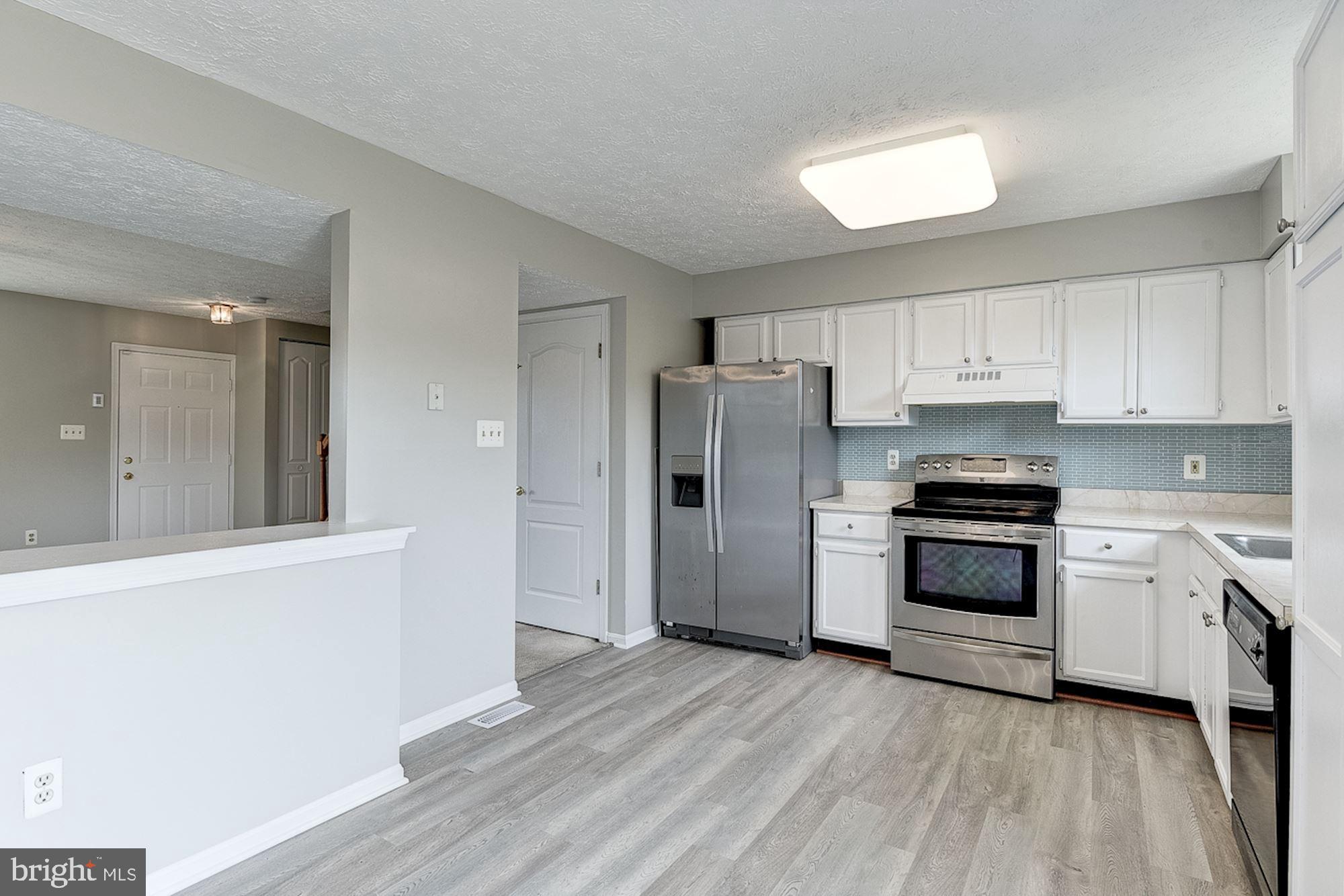 2011 Riding Crop Way Windsor Mill, MD 21244 - Photo 6 of 34 Kitchen
