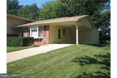 1932 Hull Road Vienna, VA 22182 - Photo 1 of 3 Exterior (Front)