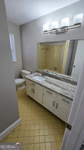 $2,200 | 4270 East Hamill Drive, Buford, GA 30519