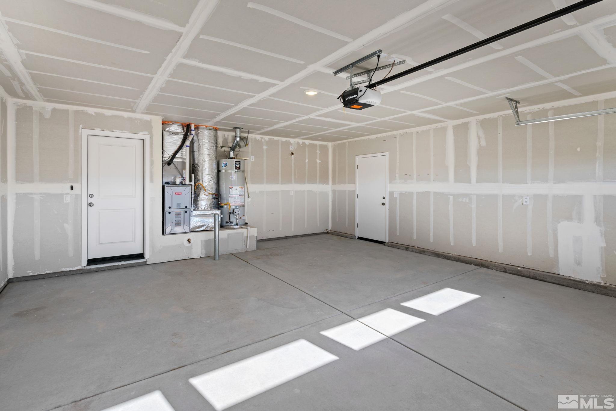 211 Green Lane Dayton, NV 89403 - Photo 23 of 28 a view of a garage