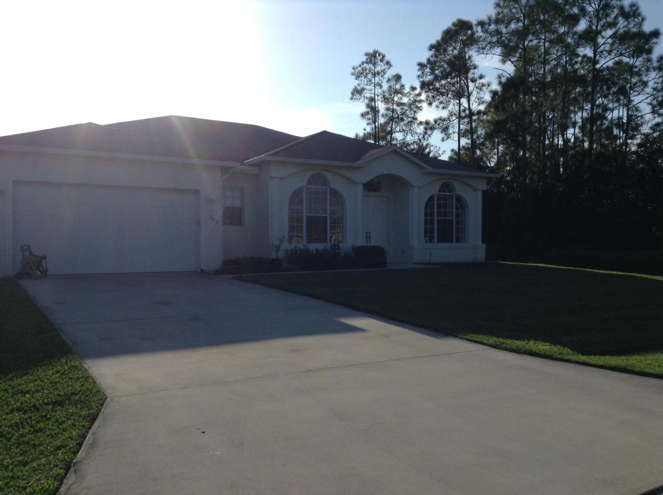 2638 Southwest Fair Isle Road Port St. Lucie, FL 34987 - Photo 4 of 32 fair way front