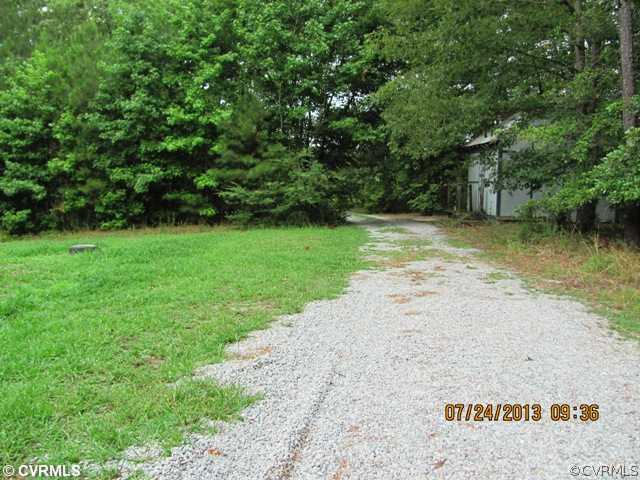 9915 Wheaton Road Petersburg, VA 23803 - Photo 3 of 12 Other - road to property